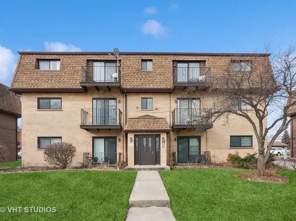 1586 Liberty Dr #2S, Glendale Heights, IL 60139
