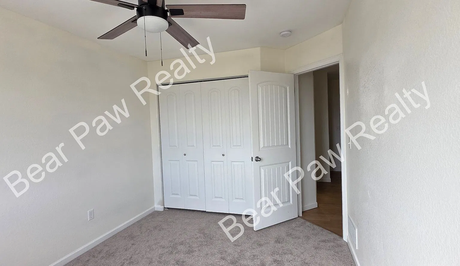 1404 Medley Loop — Photo 4