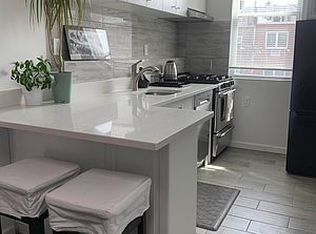21-19 32nd St #2, Astoria, NY 11105
