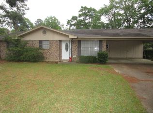 1419 Mockingbird Pl, Magnolia, AR 71753