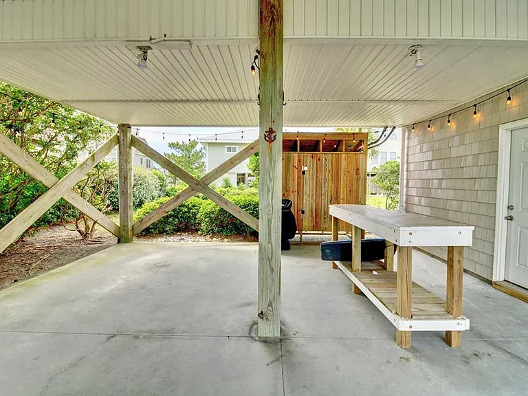 1708 S Anderson Blvd — Photo 18