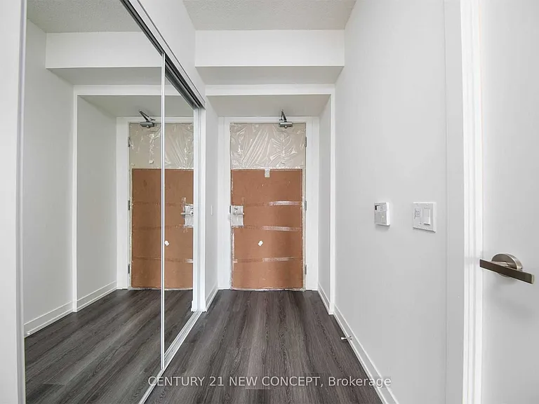 138 Downes St N #3816 — Photo 21