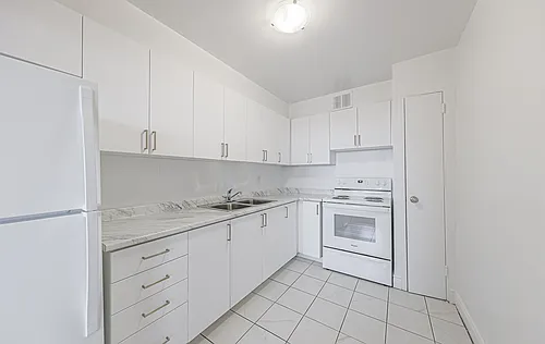 105 Rowena Dr Photo 1