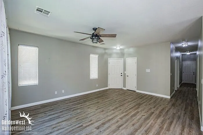 9424 Plover Falls Ave — Photo 3