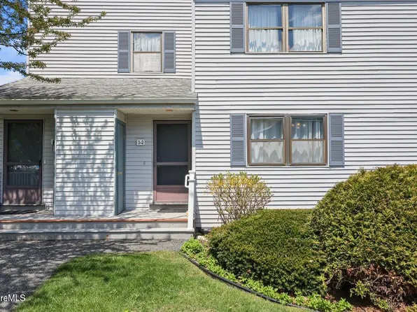 3 Rolling Hls #2, Lenox, MA 01240
