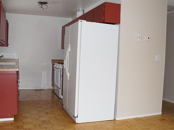 4th image of 470-760 Levee Ln