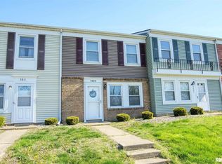 3809 W Palmyra Ct, Peoria, IL 61604