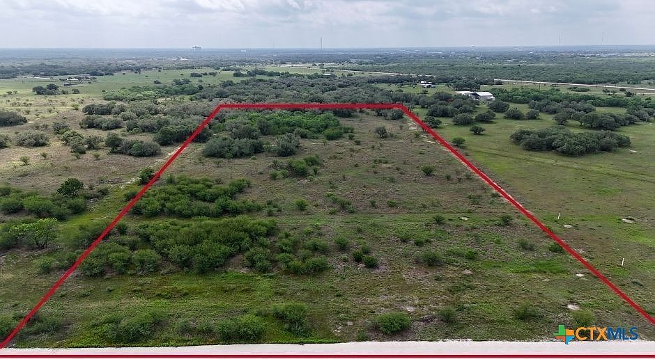 1st image of 0 Old Goliad Rd Tract 13