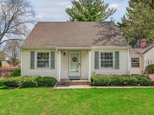 980 Webster AVENUE, Brookfield, WI 53005