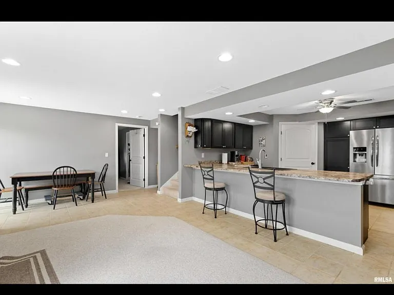 1834 Kingsbury Rd — Photo 2