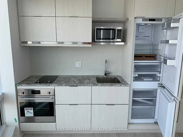 197 Yonge St #2312 — Photo 3