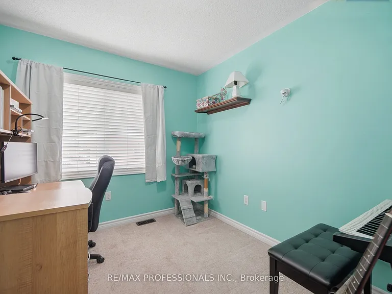 45 Horton St #MAIN 2ND — Photo 28