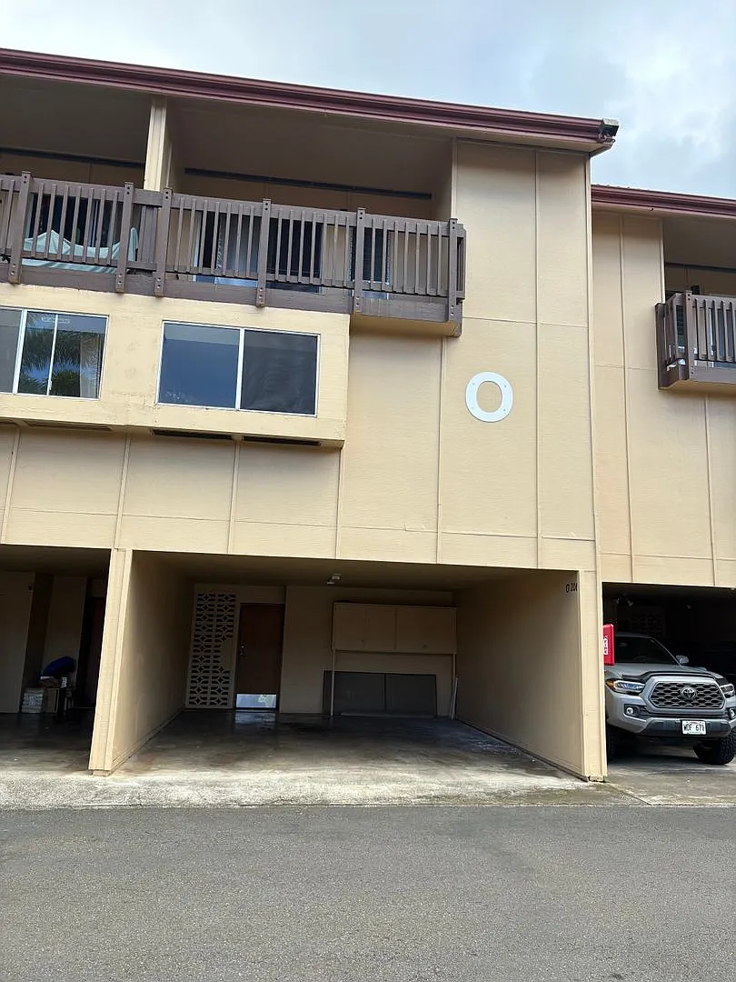 *Pet Friendly* - 3 Bedrooms 2 Full Bath, 2 Car Carport Available 09/24/2026! — Photo 1