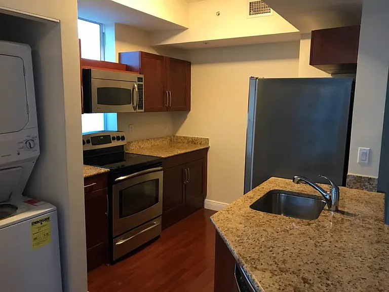 7275 SW 90th Way #302 — Photo 8