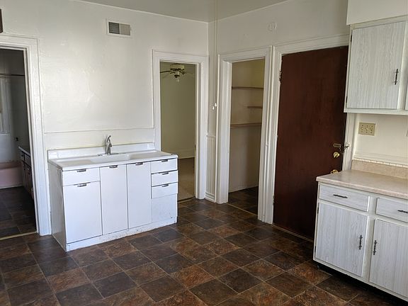 5th image of 143 W Hadley St
