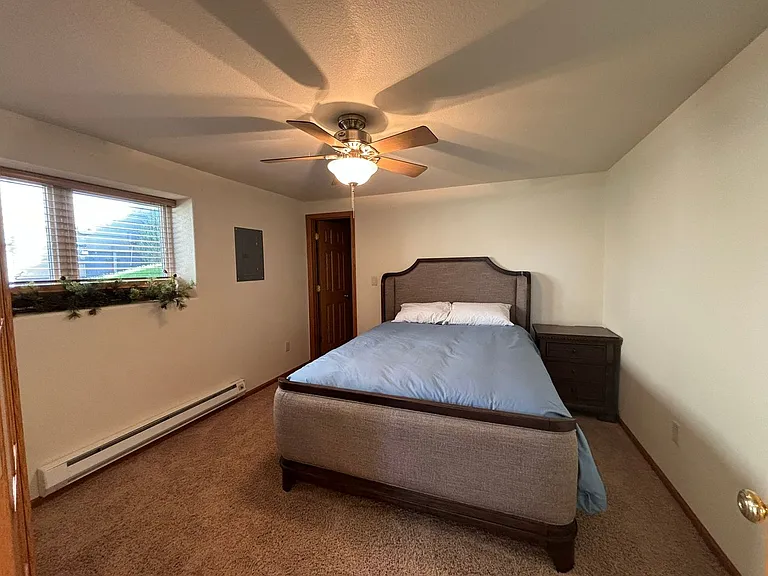 6817 Dunsmore Rd — Photo 32
