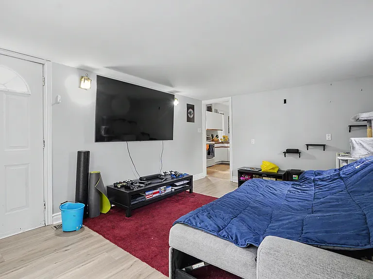 459 South St — Photo 24