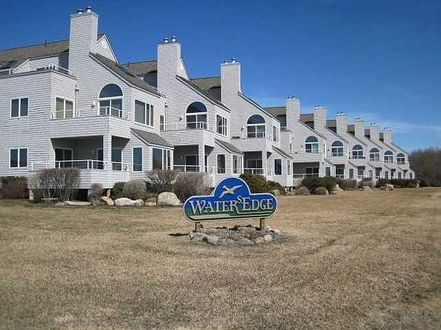 1st image of 108 Bellevue Ct