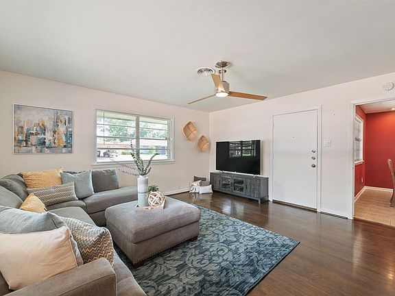 5th image of 4602 De Milo Dr
