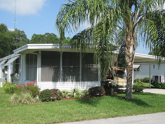 2nd image of 226 Aspen Cir
