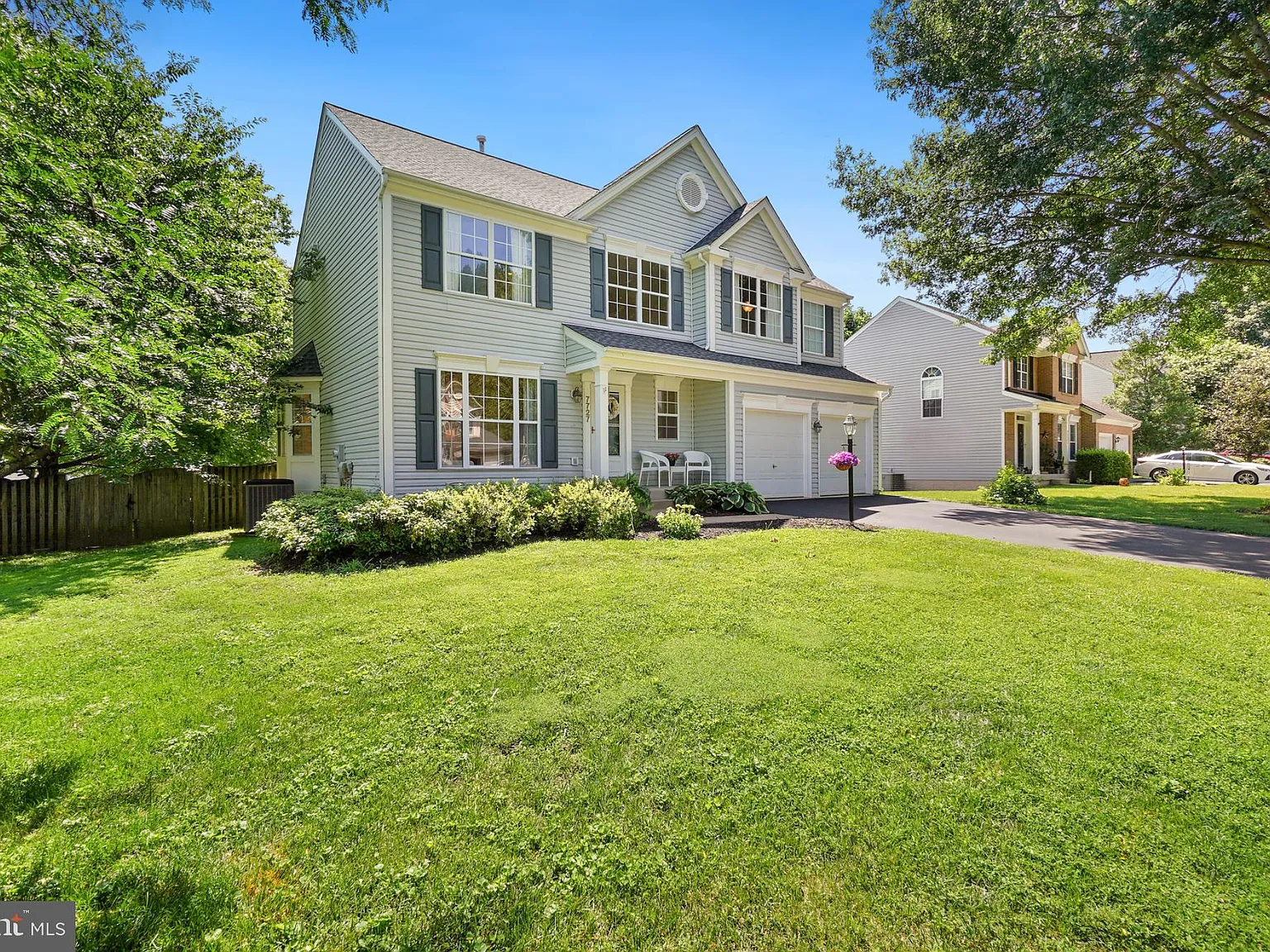 4 bed, 2.5 bath, 2314 sqft, $3,500 — Photo 3