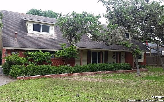 2nd image of 15080 De Ville St