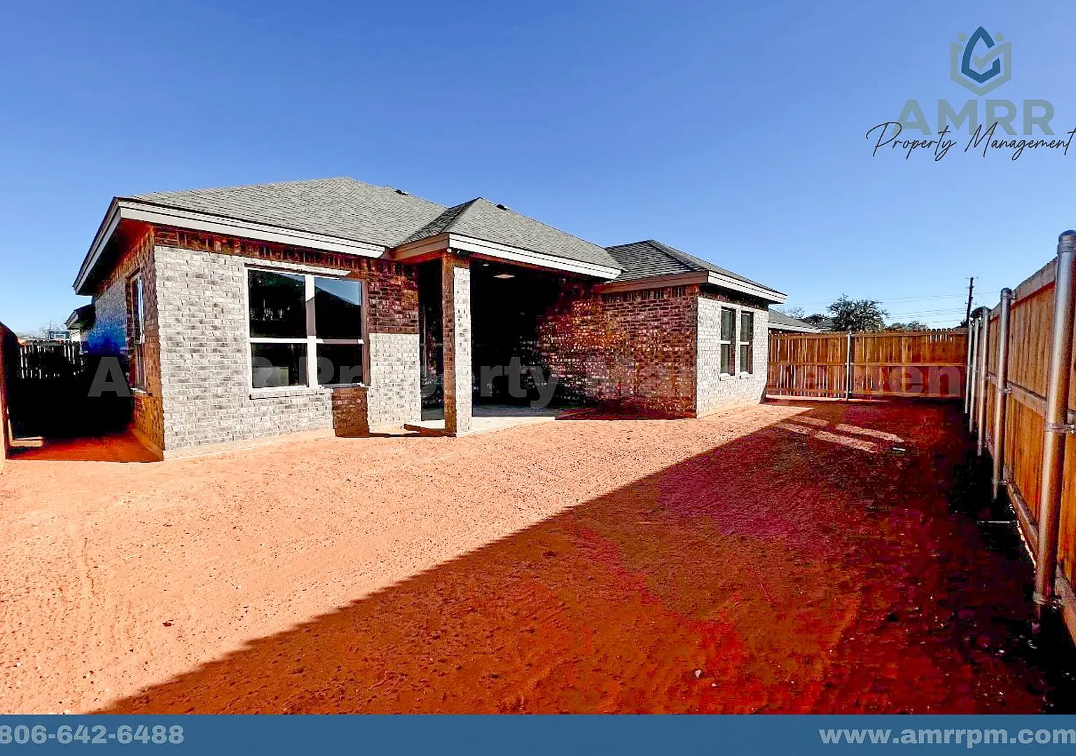 Welcome to Silverleaf Subdivision! Now leasing 3 bed/2bath family home! — Photo 2
