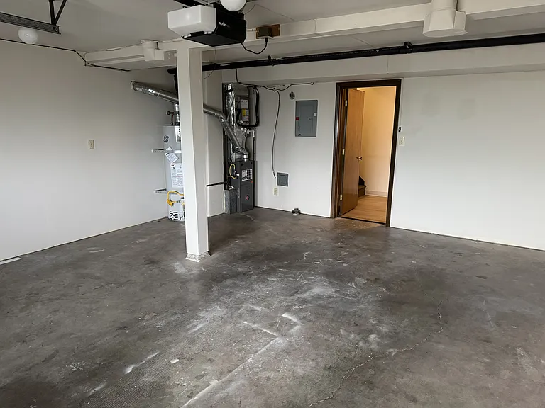Chestnut Place Apartments — Photo 43