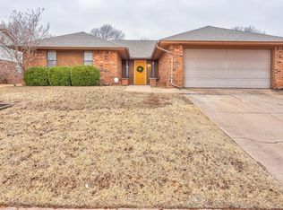 509 Country Side Trl, Edmond, OK 73012