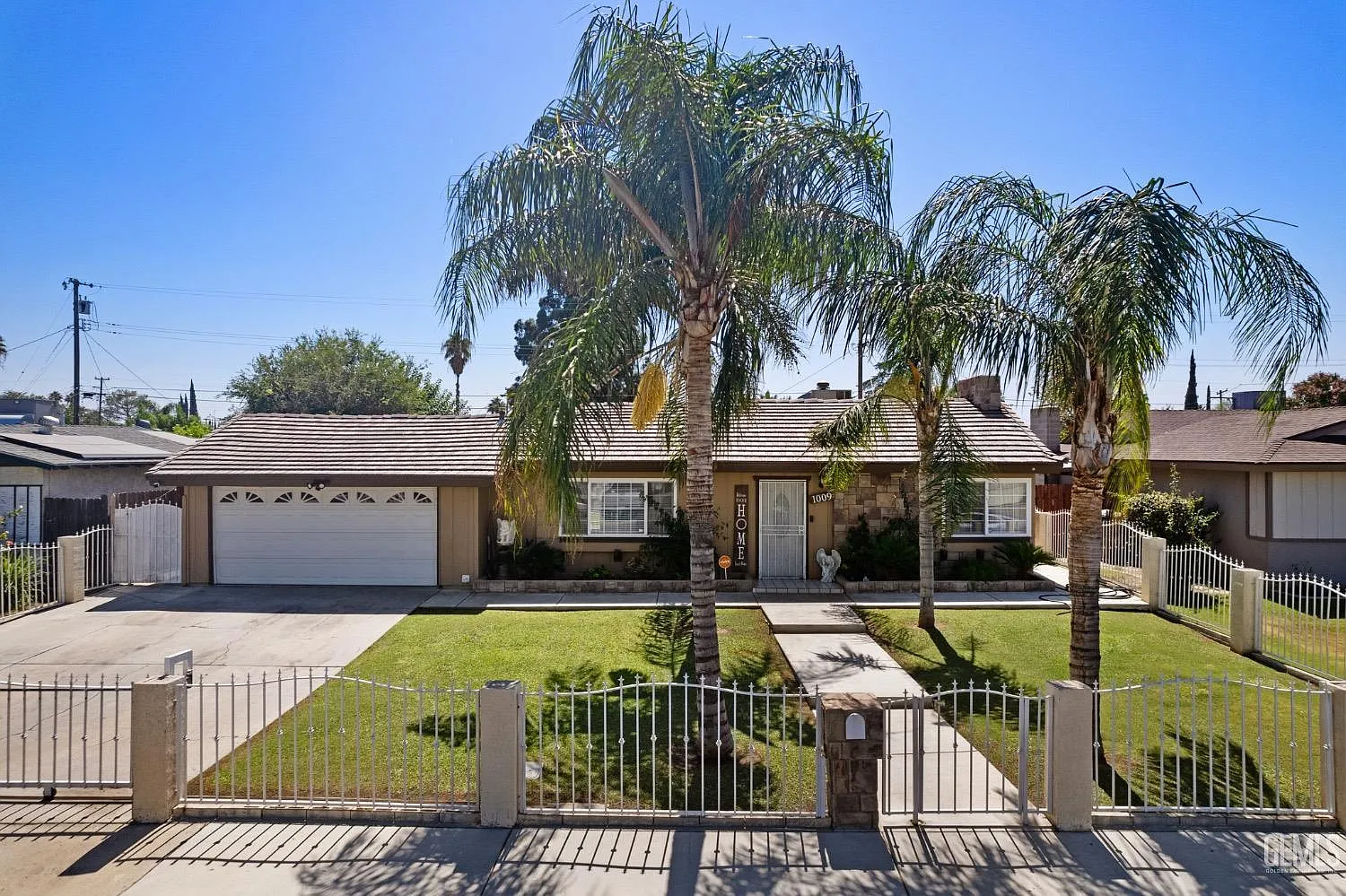 1009 San Vicente Dr photo 1