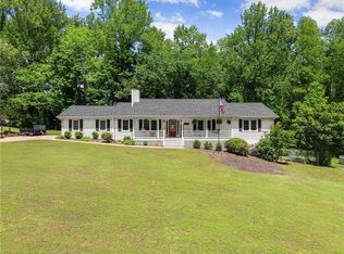 4737 Countryside Dr, Flowery Branch, GA 30542