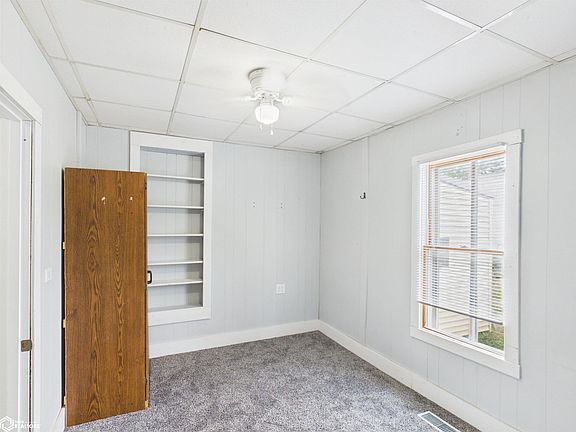 5th image of 315 W Jackson St