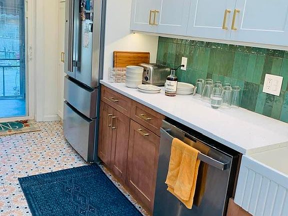 Brand new kitchen in 2022. Soft close drawers and cabinets and quartz countertops. Brand new induction range.