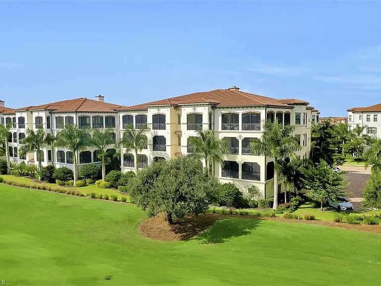 16433 Carrara Way #201 — Photo 3