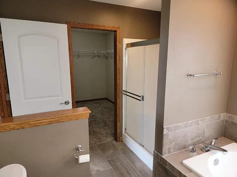 312 Rockhurst Dr SW — Photo 20
