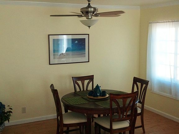 2nd image of 201 Palisades Dr