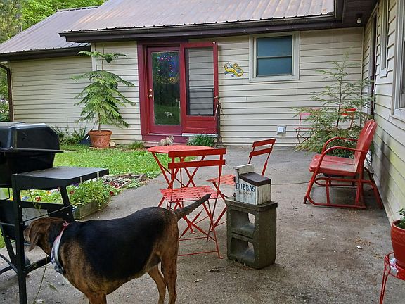 3rd image of 7709 Neubert Springs Rd