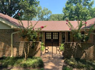 8 Appaloosa Cir, Texarkana, AR 71854