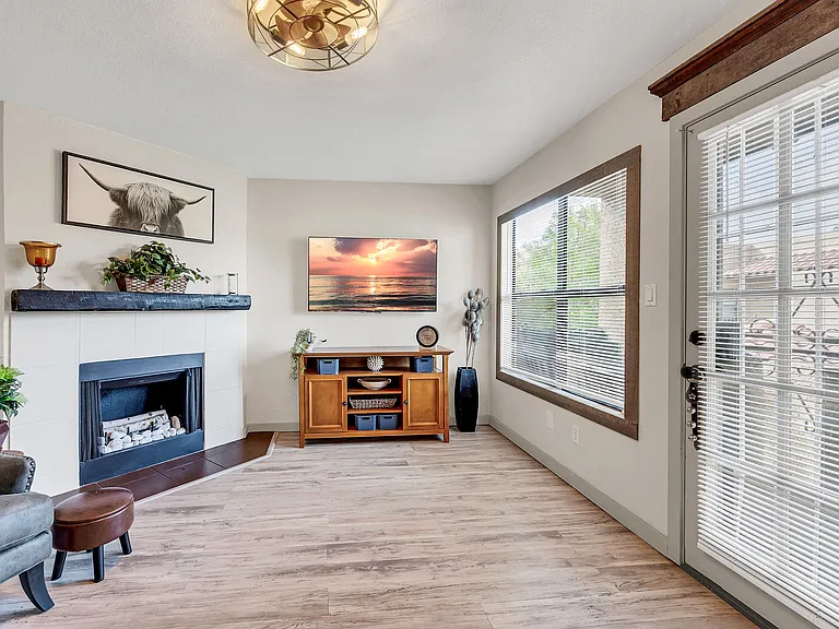 8787 E Mountain View Rd #2100 — Photo 8