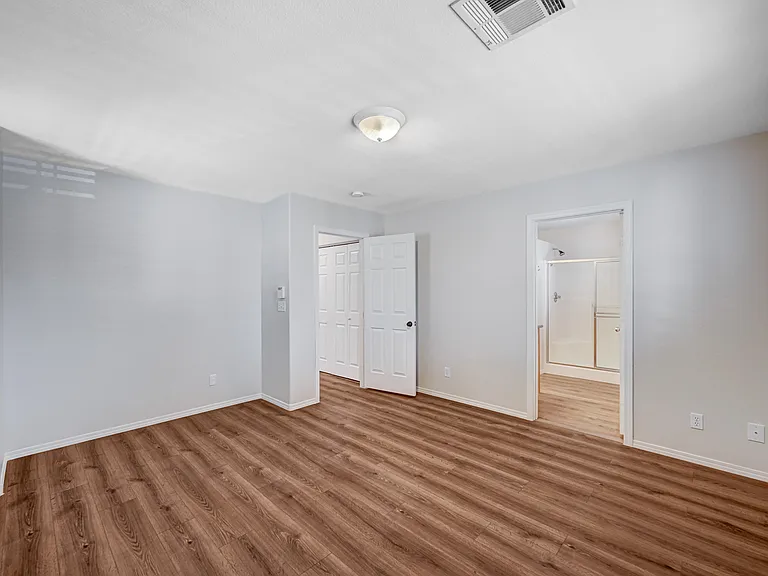 9909 Wingate Creek Ct — Photo 8