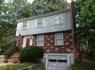 24 Hollywood Rd, West Roxbury, MA 02132