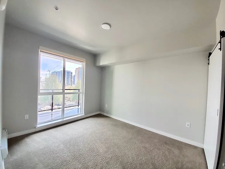 1085 103rd Ave NE #315 — Photo 4