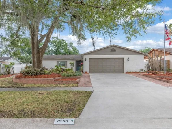 3706 Orangecrest St, Valrico, FL 33596