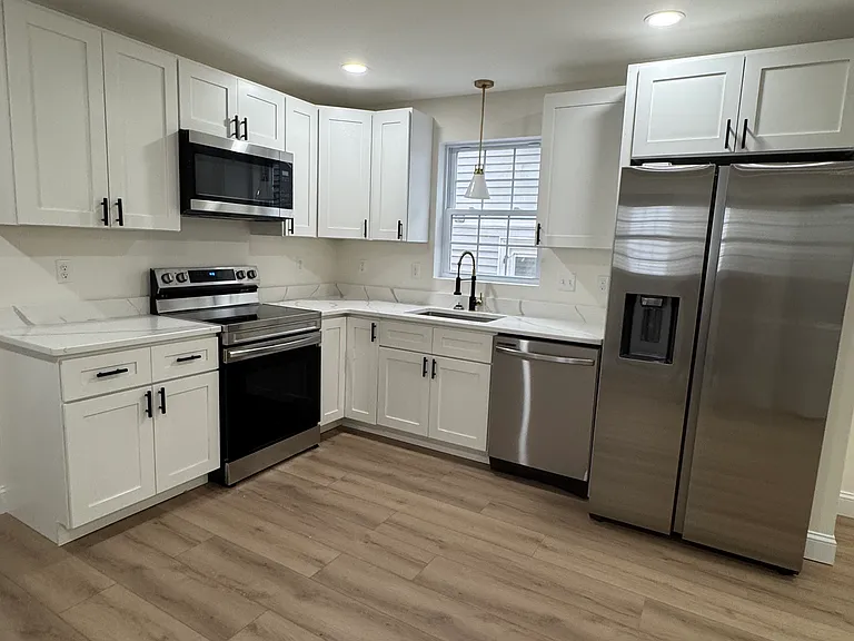 52 Zone St #2 — Photo 2
