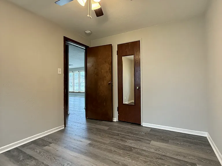 4158 W 90th Pl — Photo 12