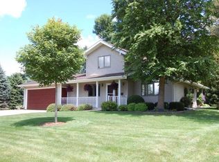 829 10th Ave SW, Faribault, MN 55021