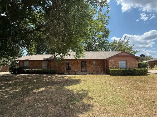 2200 Hickory Dr SW, Ardmore, OK 73401