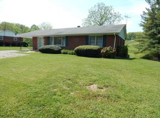 1647 Radford Rd, Christiansburg, VA 24073