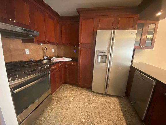 4th image of 35-15 32nd St #3