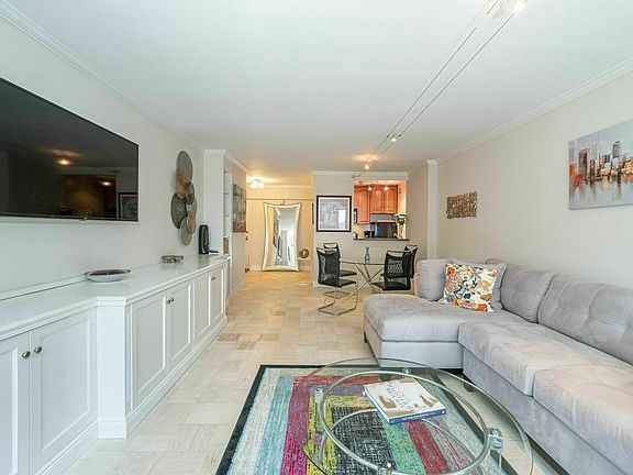 4th image of 159 W 53rd St APT 25F